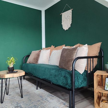 Nature Terminal Apartment - Unterwegs Zuhause Steinenbronn Екстер'єр фото