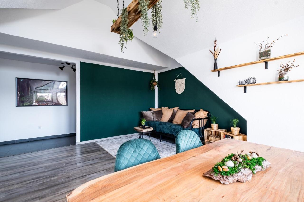 Nature Terminal Apartment - Unterwegs Zuhause Steinenbronn Екстер'єр фото