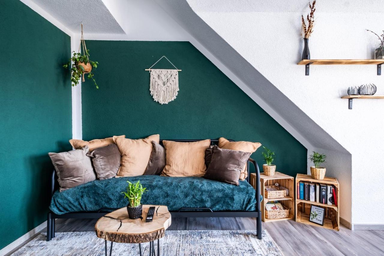 Nature Terminal Apartment - Unterwegs Zuhause Steinenbronn Екстер'єр фото